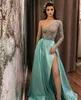 Tanie Prom Dresses Linia Jedno ramię Tulle Satin Pearls High Side Split Evening Dress Custom Make Formal Robes De Soirée