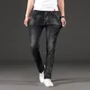 Jeans para hombres 2021 Hombres delgados elásticos jean jean moda masculina pantalones casuales negros talla 40 42 44 46