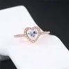 Fashion Rose Gold Crystal Heart Shaped Wedding Rings For Women Elegant Zircon Engagement Rings Jewelry Party Gifts272Q