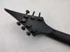 Corpo nero opaco 27 tasti Chitarra elettrica hardware nera con ponte tremolo, intarsio pipistrello, personalizzabile