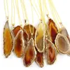 Natural Stone Agate Halsband Rostfritt stålkedja Guldkant Oregelbunden form Guldkedjor Halsband Pendant Kvinnor Fashion Jewelry Will och Sandy Gift