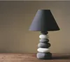 Modern minimalistisk mode bordslampa sovrum skrivbord ljus säng personlighet kreativitet enkel europeisk varm studiebord ljus natt ljus