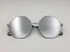 Brillenrahmen 2022 Fashional CE2134 Metall Unregelm￤￟ige Muti-Shape-Sonnenbrille Female UV400-Gradient Sonnenbrille Allgemeine Gr￶￟en mit dem Kettenquitler-Anh￤nger