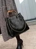 Stora kvinnor Bucket Bag Kvinnliga Axelväskor Stor storlek Vintage mjukt läder Dam Cross Body Handväska för kvinnor Hobos Bag Tote1