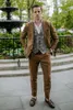 Summer Brown Lin Suits Peaked 2 Pièces Lapel Porter Groom pour le mariage officiel Prom Party Blazer Costume Mens Tuxedo