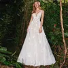 レースチュール国ボヘミアンAラインの花嫁のドレスのための背景のための背景の背景バックレスvestido Mariage Downs