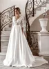 JaneVini witte lange trouwjurk met mouwen V-hals elegante kanten applicaties satijn A-lijn prinses bruidsjurken sweep trein