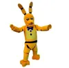 2019 Profesional hizo cinco noches en FNAF juguete espeluznante Amarillo conejito de la mascota de la historieta de la ropa de Navidad de Freddy