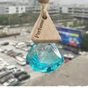 Bouteille de parfum de voiture bouteille vide pendentif de parfum pyramide couverture diamant bouteille de parfum produits de décoration de voiture DLH458