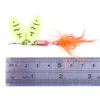 20st SPINNER BAITS Spinnare Dubbelstycke Sked Fiske Lures Hård Baits 4.5g med Feather Metal Spoon Hard Bait Fiske Tackle Gratis Shippin