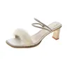 2020 Nya Sandaler För Kvinnor Party Bröllop Aprikos Gröna Pekade Toes Pumpar Bottoms Girl Gummi Dress Shoes Chunky Heel 35-39
