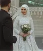 Abiti da sposa musulmani eleganti di campagna Maniche lunghe Collo alto In pizzo Appliqued Perline Abiti da sposa da chiesa Robe De Mariee