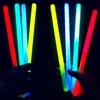 24 PCS braccialetto di incandescenza del bastone di colore collane al neon di plastica bacchetta della novità del giocattolo LED Flash Stick luci Stick Vocal Concert Bar partito CY BH2177