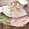 T-shirt à pois + short de couleur unie 2 pièces, ensembles de vêtements pour bébés filles, vêtements doux pour enfants, vêtements à la mode pour filles