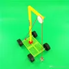 Skolstudent Gravity Trolley DIY Liten gör liten uppfinning Science Physics Experiment Handgjorda pusselmontering Toy