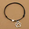 20 sztuk / partii Moda Czerwony Czarny Przewód Sznurek Handmade Heart Love Dog Paw Prints Urok Przyjaźń Bransoletki Kobiety Mężczyźni Plaża Żeglarstwo Biżuteria Prezenty