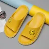 Yeni klasik Smiley tasarımcı sandalet moda marka erkek ve kadın rahat terlik balıkçı ayakkabı