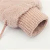 2020新しい素敵な女性冬のミトン和風かわいい色デザイナーハングストラップと暖かいウサギの毛皮の手袋