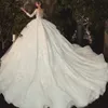 vestido de bola de casamento com mangas