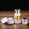 Frostat glasburk krämflaskor runt kosmetiska burkar Hand Face Cream Bottle 20g-30g-50g burkar med guld / Silver / Vit Acrylic Cap PP Liner LX29