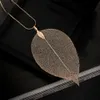 Collier long plaqué or avec spécimen de vraie feuille naturelle, chaîne de pull à feuille simple