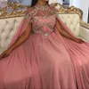 Nowe Różowe Muzułmańskie Suknie Wieczorowe A-Line Illusion High Neck Crystal Szyfon Islamski Dubaj Kaftan Saudyjska Arabska Długa Suknia Wieczorowa