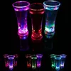 Rolig Dryckesware Rainbow Color Cup Flash Glas Bländ Led Flash Cups Sensor Glöd Juice Cup Öl Vin Glasögon Bar Party Decoration Zcgy28