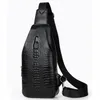 Ny Bröstväska för män Messenger-väska Läder USB-laddningsbröstpaket Alligator Casual Crossbody-väska manliga krokodilmönster Slingväskor
