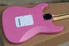 Guitarra elétrica rosa fábrica de fábrica com rejeitamento fretboard, pickguard branco, hardware cromado, 22 trastes, pode ser personalizado