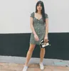 Hot Sale 2019 botão verde retro New Verão Flor letras pequenas mini vestido de manga Praça pescoço Single-breasted magros vestidos curtos