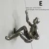 Creativo Arrampicata su roccia Uomini Scultura Appeso a parete Decorazioni Statua in resina Figurine Artigianato Arredamento per la casa Accessori di arredamento LJ201958