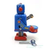 NB Tinplate Retro Wind-up Robot kan trumma Walk Clockwork Toy Nostalgic Ornament för Kid Birthday Christmas Boy Gift Collect 304Y