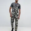 Män en axel mode jeans jumpsuit casual camouflage tryck jeans jumpsuits overall tracksuit camo suspender pant1245a