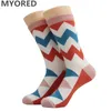 Mens Socks Myored 6pairs/Lot Heren gekamd katoen kleurrijk grappige nieuwigheid Merry Christmas Gift Sock voor casual zakelijke kleding