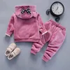 Topo Set di abbigliamento per ragazze Winter Keep Warm Plus Velluto ispessimento Bear Boy Set di abbigliamento Giacca con cerniera con cappuccio e pantaloni Tuta per bambini