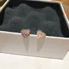 Yun Ruo Sweet Letters Heart Stud Earring Rose Gold Woman Gift Titanium Steel smycken Fade Never Fade Hypoallergenic Drop 267U