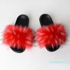 Venda Quente - Chinelos de Pele Mulheres Furos Furos Home Feminino Sandálias Plana Feminino Bonito Casa Fluffy Sapatos Mulher 2020