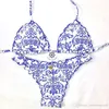 bikini blu e bianco