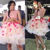 2021 vestidos na altura do joelho cocktail com florais 3D Puffy hierárquico Saias Partido Appiques Celebrity Dress Curto Prom Vestidos Bata o desgaste