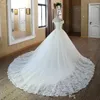 Robe de dentelle Muslim Muslim plus grande sur mesure Robe de dentelle Princesse avec robes de mariée en robe de bal à manches