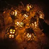 Lampes solaires de lanterne de guirlande lumineuse LED guirlandes suspendues à flamme scintillante avec 8 boules pour jardin