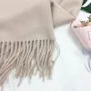 Lenços TRJE personalizado borla sólida para mulheres cachecol bordado personalizado cashmere inverno senhora meninas xale declaração presente297s