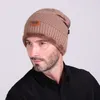 Erkek Beanies örme Cap Metal Mark Yün Bonne Hedging Beanie Balaclava Ekleme Kadife Sıcak Cap Kış Şapka İçin Kadınlar örme