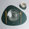 2 Stücke Nordischen Stil Geometrische Form Leder Wasserdichte Tischset Anti-öl Dish Pads Küche Dekor Werkzeug Für Esstisch Schüssel Platten Y200328