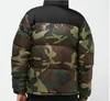 Sälj Mens Outdoor Sports Down Jacket Camouflage Couple Modeller Velvet Coat Fashion Högkvalitativa kläder Asain M-XXL