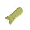 물고기 모양의 구아 샤 천연 석재 보드 짙은 녹색 제이드 구샤 긁기 마사지 도구를위한 마사지 도구