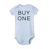 1 st Koop er een Krijg een gratis nieuwe baby Baby Twins jongens meisjes Rompers pasgeboren baby tweeling kleren babe katoen grappige print romper