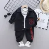 Yeni Bahar Sonbahar Çocuk Pamuk Giysileri Bebek Erkek Kız T Shirt Ceket Pantolon 3 adet / takım Bebek Çocuk Moda Yürüyor Eşofman