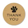500pcs / рулон Natural Kraft Paper Спасибо наклейки печать этикеток Собака Paw Print 1 дюйм Упаковка для подарков Канцтовары Наклейка