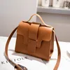 Casual Woman Bag Små Läder Crossbody Bag 2020 Design Kvinnor PU Läder Handväskor Tote Axel Väskor Messenger Bolso Mujer